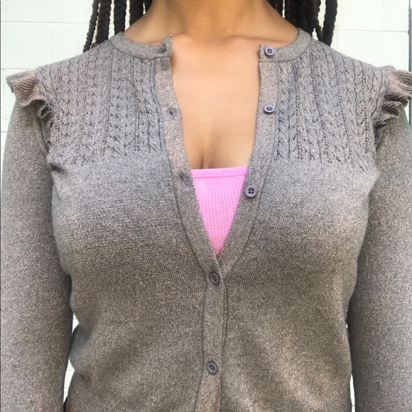 Threads Ruffle Sweater sz Small - Picture 3 of 9